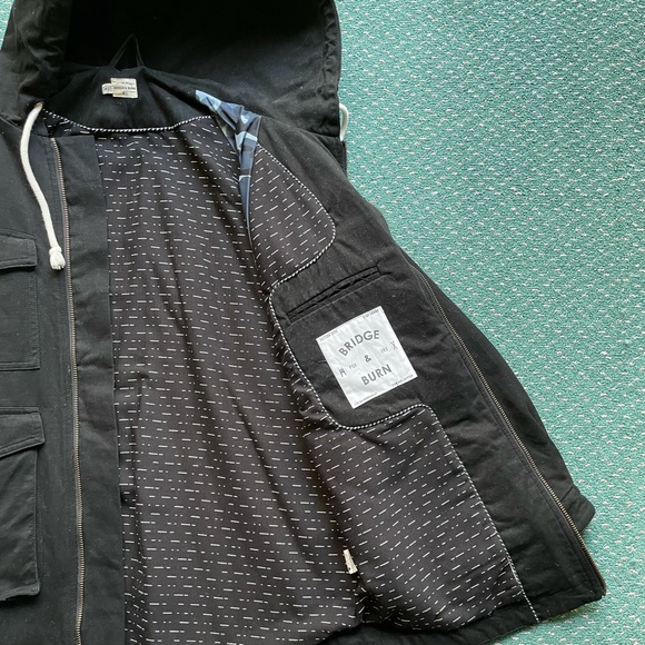 Women’s Bridge and Burn Howell Jacket - Picture 2 of 4